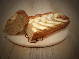 Apfelkuchen mit Hafer und Flohsamenschalen
