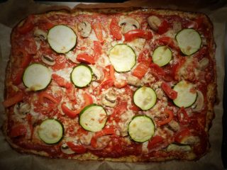 Low-Carb-Pizzaboden mit viel Eiweiß